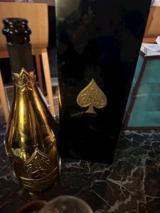 ありがとうございます🍾🥂✨✨