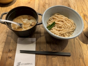 モツのつけ麺