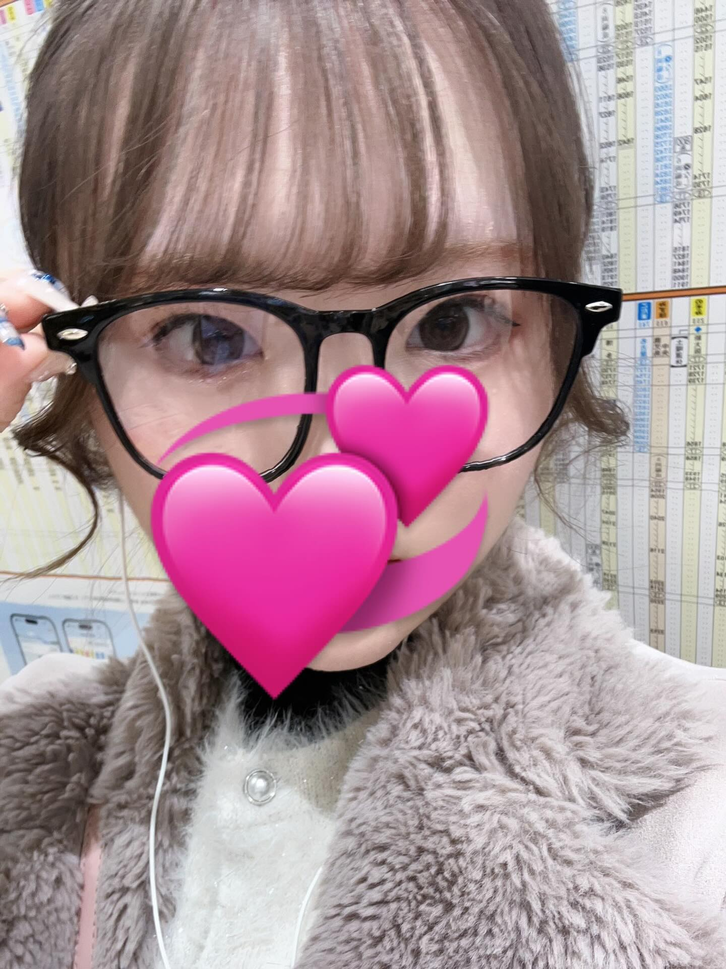 遥です！学校ガチ期間なので出勤すくないです🥲