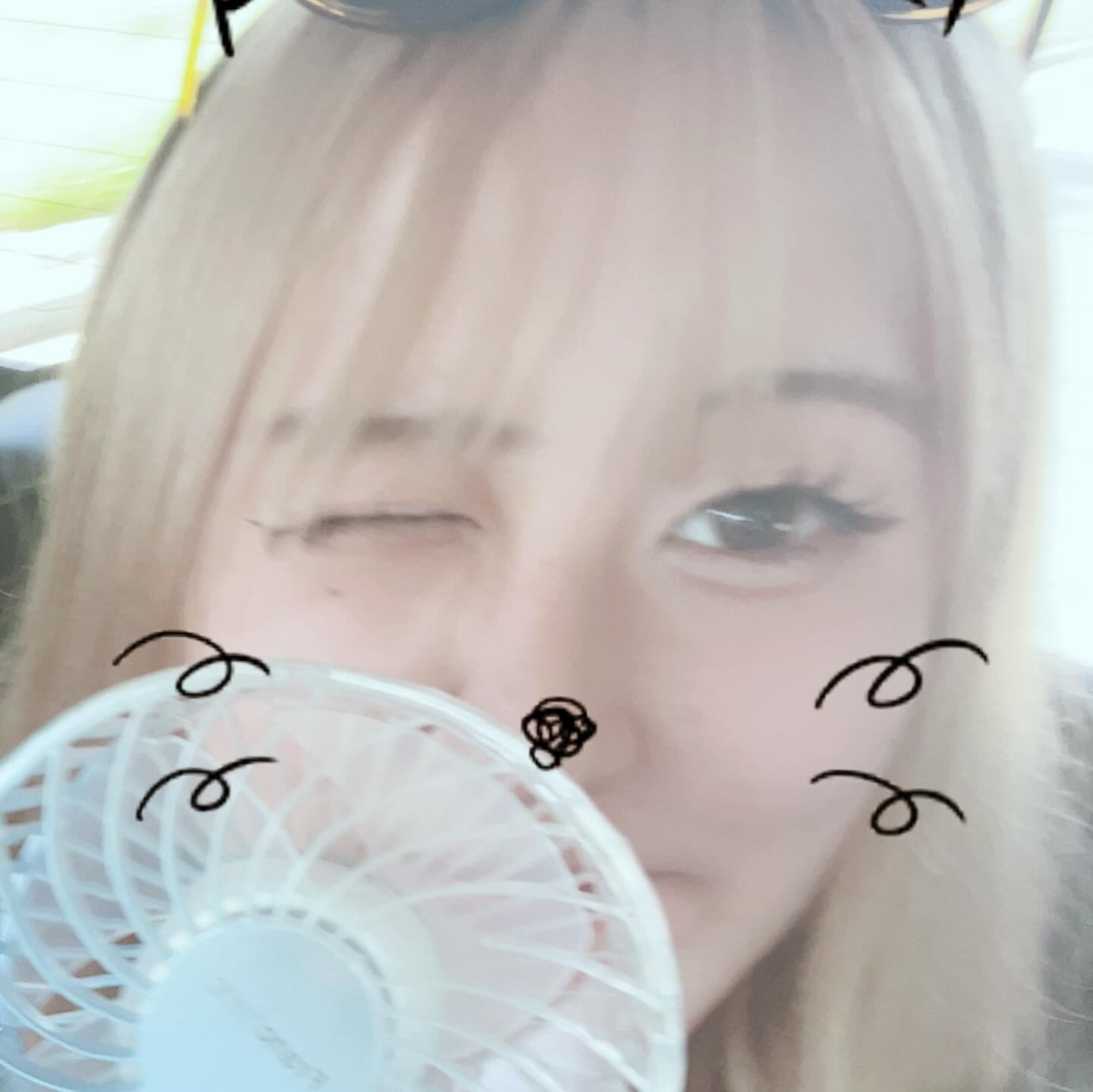 真菜香です!本日の出勤等、リアルタイム情報