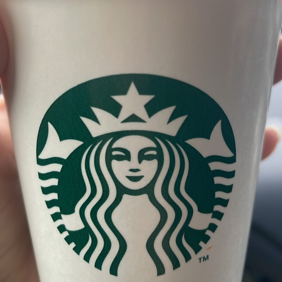 真菜香です！本日の出勤等、リアルタイム情報なら